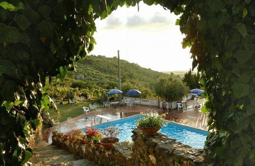 Nocera Terinese Cama Y Desayuno | AGRITURISMO VOTA, OASIS DE RELAJACIÓN, PISCINA, VACACIONES FAMILIARES, COCINA CALABRIANA