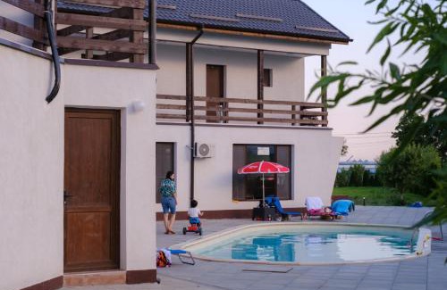 Frecatei Casa | Agropensiunea Livada lui Cezar și Rares