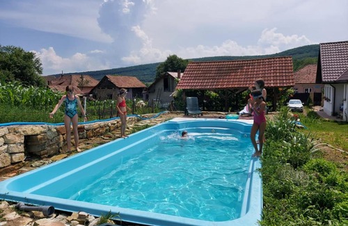 Dabaca Casa | Agropensiunea Rafila