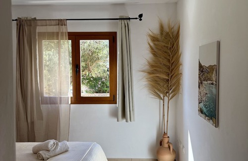 Santa Eulalia del Río Otro | Agroturismo Sa Marina Ibiza