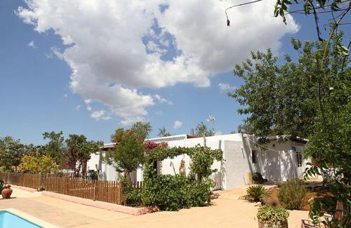 Sant Carles de Peralta Casa | Agroturismo Casa Morna Ibiza
