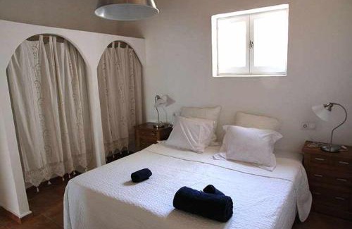 Sant Carles de Peralta Casa | Agroturismo Casa Morna Ibiza