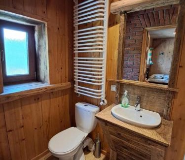 Beczkow Casa | Agroturystyka Stylowy Pokój w Stajni