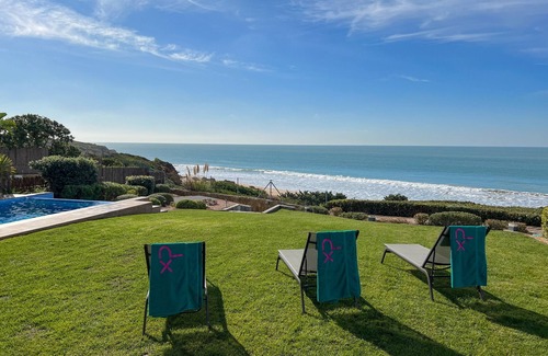 Cabo Roche Villa | Aguadulce. Primera línea de playa con estilo