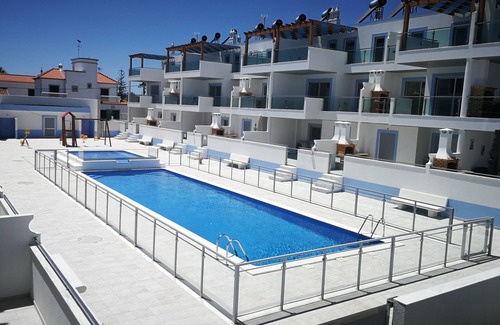 Manta Rota Condominio | Residencia AH Numar - Manta Rota