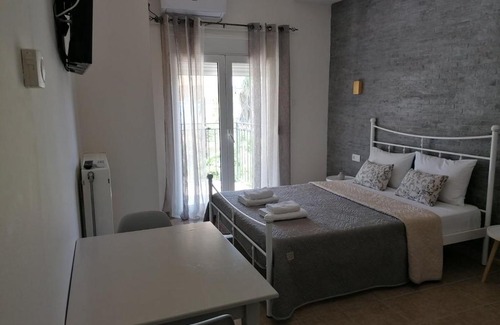 Sourpi Apartamento | Ai Nies Studio 1