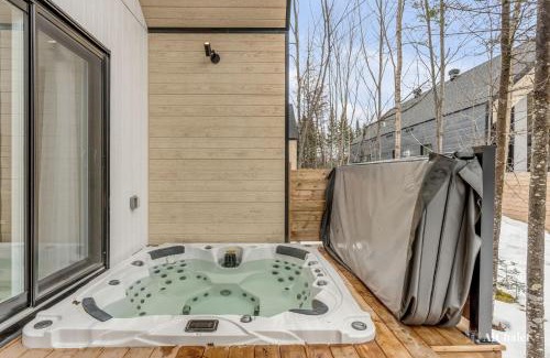 Pont-Rouge Chalet De Esquí | Aigle Blanc Comfort & Nature Spa Fireplace & Furnished Terrace
