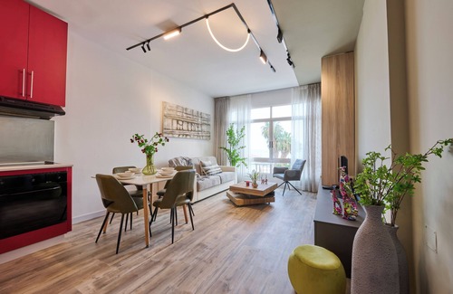 Jounieh Apartamento | Aigue Marine Beachfront on Jounieh Bay