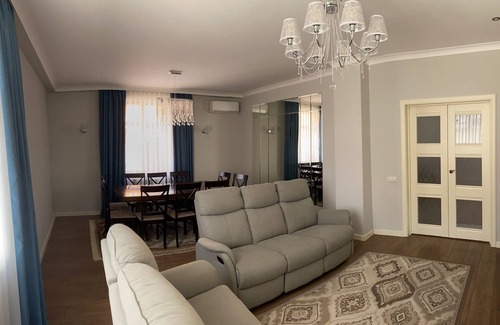 Chuy Province Cama Y Desayuno | Aikol Guest House is located in an ecologically clean, quiet area of ​​Bishkek.