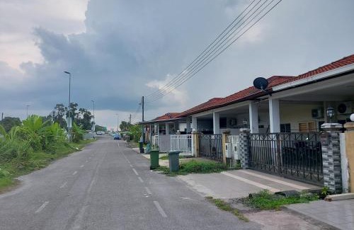 Kota Samarahan Casa | AIN's HOMESTAY