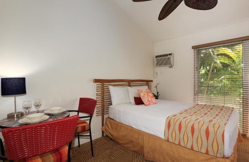 Historic Lahaina Front Street Casa | Aina Nalu F201 Top Floor Hawaiian Hideaway in the Heart