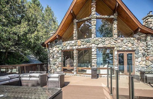 Jeddo Casa | Ainsley's Cove - LAKEFRONT HEAVEN - SANDY BEACH - SWIMSPA
