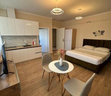 Rreshen Hotel | Air B&B Hotel