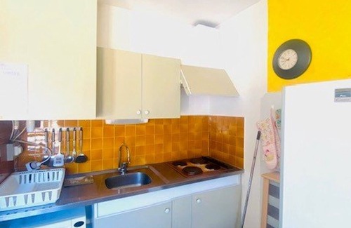 Amelie-les-Bains-Palalda Apartamento | Estudio con aire acondicionado en Amélie-les-Bains, 2 personas, parking, cerca de baños termales