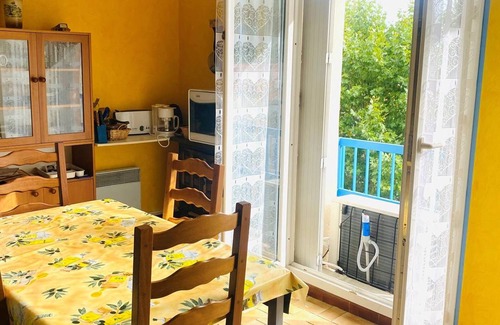 Amelie-les-Bains-Palalda Apartamento | Estudio con aire acondicionado en Amélie-les-Bains, 2 personas, parking, cerca de baños termales