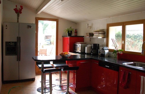 Saint-Medard-d'Eyrans Casa | Casa climatizada con piscina y amplio jardín cerca de viñedos 15min Burdeos