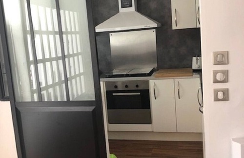 Calafat Villa | Villa climatizada 9/10 personas en gran jardín vallado a 150 m del mar