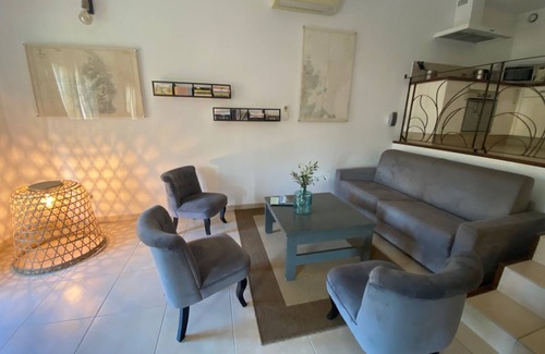 Pietracorbara Apartamento | Ofertas de alquiler de apartamentos con aire acondicionado LOFT, sitio tranquilo, playa de 1 km