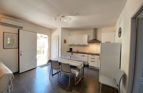 Galeria Apartamento | Air-conditioned apartment, heated pool, wifi, 2 bedrooms, 7 min beach, 1 min river