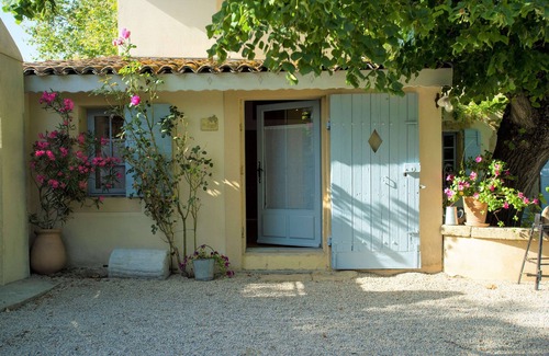 Grans Cabaña | Air-conditioned B&B Provence Quiet Countryside Swimming pool Private SPA