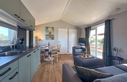 Municipality of Stichtse Vecht Alquiler De Eote | Air-conditioned chalet with waterside terrace