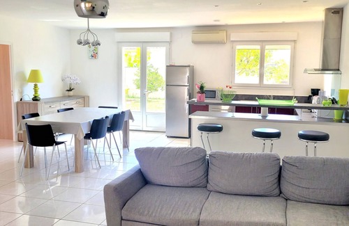 Latour-Bas-Elne Casa | Air-conditioned 4-room house 3 km from the sea