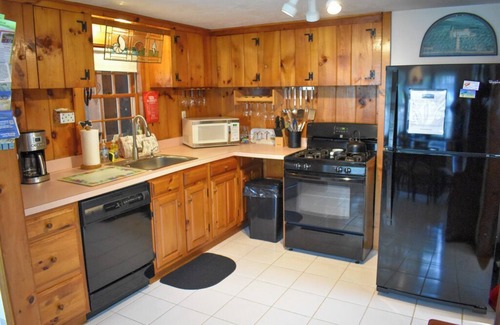 West Dennis Casa | Air conditioned house by South Village beach!
