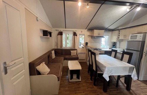 Lunel Casa | Air-conditioned mobile home with terrace - between sea and Camargue