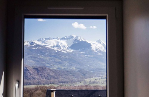 Ouzous Casa | Casa 9 personas entre ARGELES y LOURDES con vista al valle