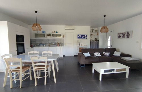 Ghisonaccia Villa | VILLA a 10 minutos del mar y cerca de las montañas.