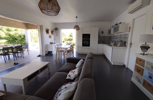 Ghisonaccia Villa | VILLA a 10 minutos del mar y cerca de las montañas.