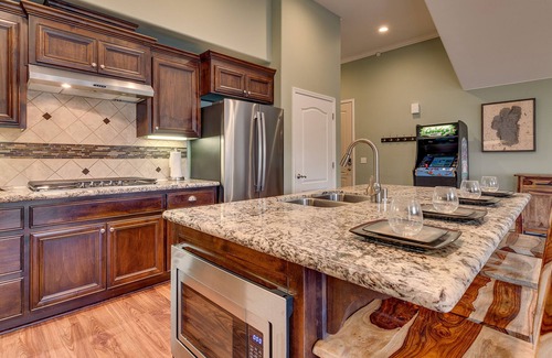 Tahoe Meadows Casa | Air Conditioning, Walk to Heavenly/ Lake/ Casinos, Grill, Fast Wifi – Tahoe Woods Lookout