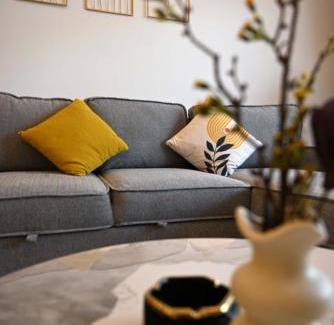 Motor City Apartamento | Air Homes - Stylish Urban Living in a Modern 1BR