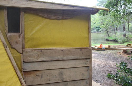 Saint-Privat Otro | air naturel de camping moulin de malesse Tipi