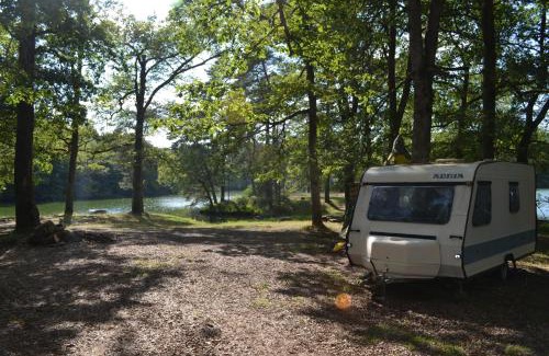 Saint-Privat Otro | air naturel de camping moulin de malesse caravane
