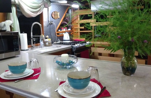 Belhaven Alquiler De Eote | AirBnB Yacht retreat