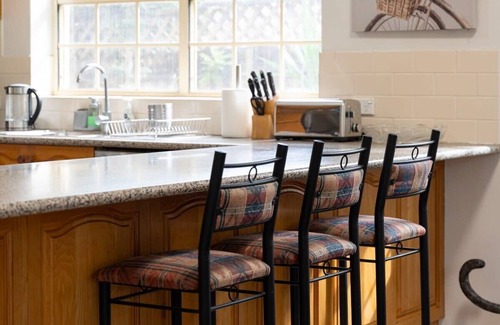 Blakehurst Casa | Aircabin - Blakehurst - Spacious - 5 Beds House