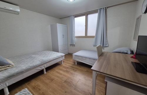 Unseo-dong Casa | AirDragon Guest House