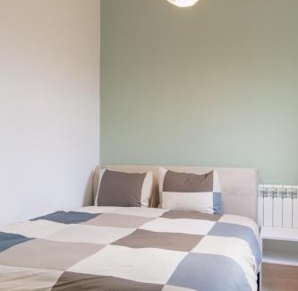 Surcin Hotel | AirMi hotel