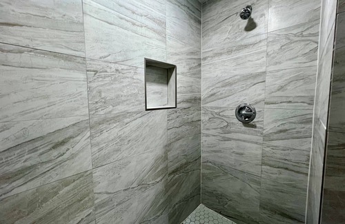 Brownsville Apartamento | Airport Bunker #3 - Convenient and Cozy 1BD/1BA