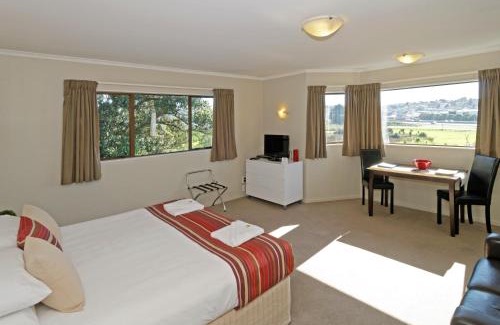 Onehunga Hotel | Airport Harbour Motel