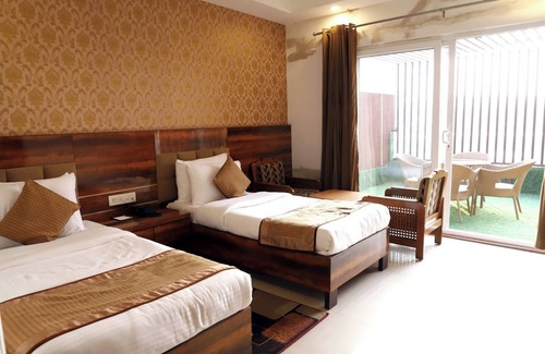 South West Hotel | Airport Hotel