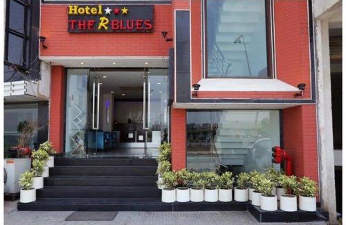 Mahipalpur Hotel | Airport Hotel The R Blues - New Delhi