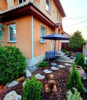 Vecses Casa | Airport Luxury Apartman 42