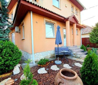Vecses Casa | Airport Luxury Apartman 42