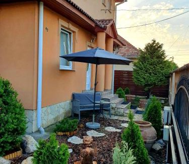 Vecses Casa | Airport Luxury Apartman 42