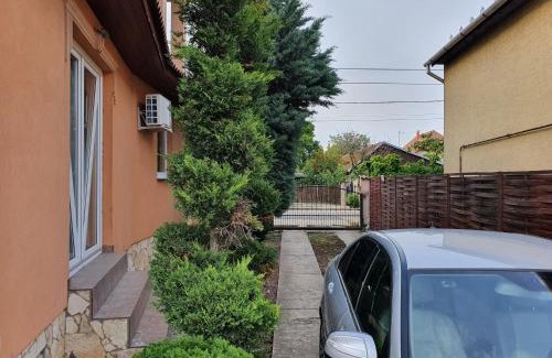 Vecses Casa | Airport Luxury Apartman 42