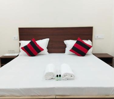 Dehradun Casa | Airport Luxury Homestay- Near Jolly Grant Airport Dehradun