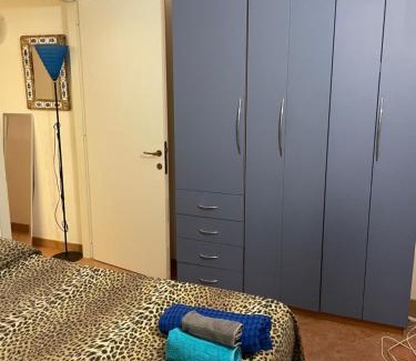 Olbia Apartamento | Airport-shuttle till Night-BIG POOL-air cond-wi fi- sheets&linen etc