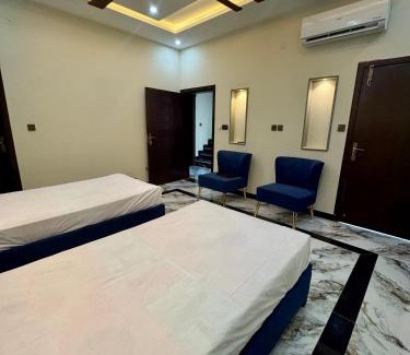 Fatehjang Casa | Airport View Guesthouse